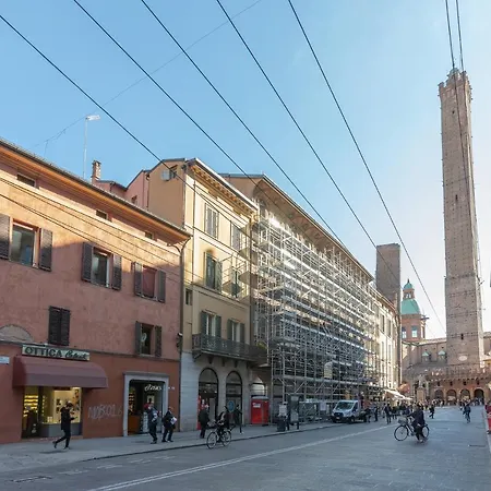 Piazza Del Nettuno *